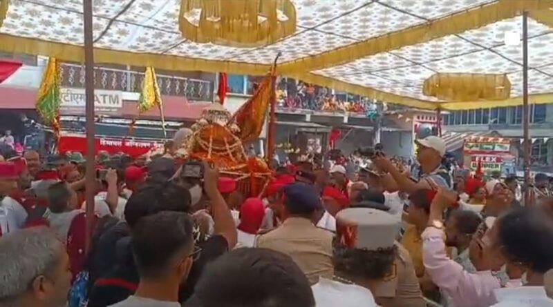 Shoolini Fair Kicks Off in Solan with Enthusiastic Devotee Participation HIMACHAL HEADLINES