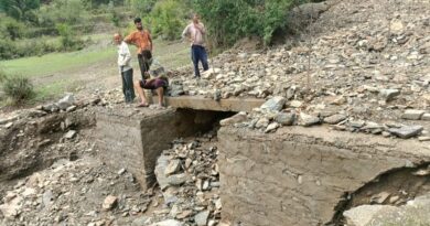 Heavy rain caused a flood in Thund Nala, people suffered heavy losses HIMACHAL HEADLINES