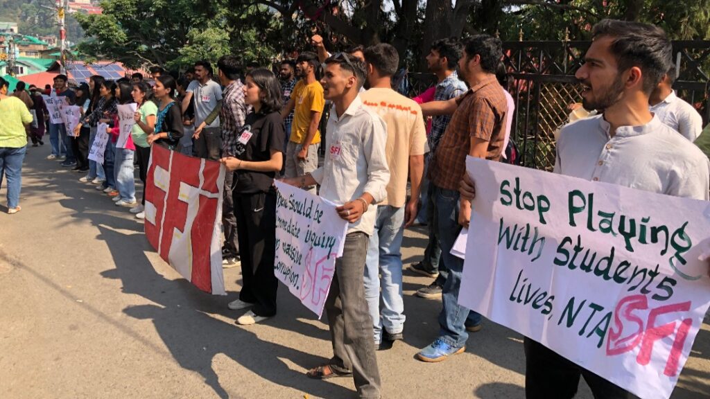 SFI demands investigation into NEET scam  HIMACHAL HEADLINES