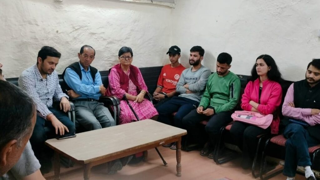90% of Children Try Drugs Out of Curiosity : Dr. Ayush HIMACHAL HEADLINES