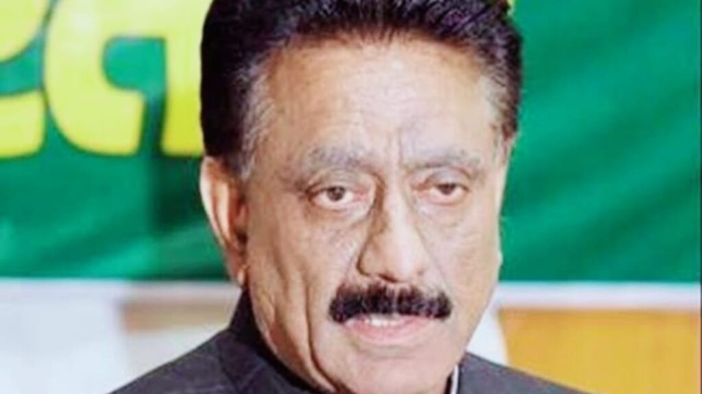 America is trying to completely destroy the apple economy of Himachal : Kuldeep Rathore America is trying to completely destroy the apple economy of Himachal : Kuldeep Rathore HIMACHAL HEADLINES