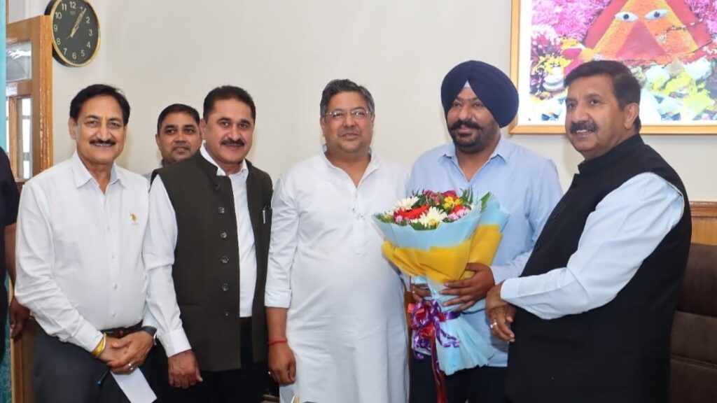 Hardeep Singh Bawa calls on Deputy Chief Minister Mukesh Agnihotri Hardeep Singh Bawa calls on Deputy Chief Minister Mukesh Agnihotri HIMACHAL HEADLINES