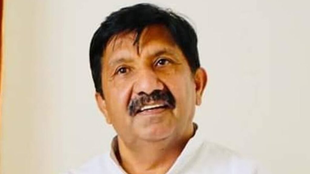 Exemption from Special Road Tax for truck drivers from other states during current apple season: Mukesh Agnihotri HIMACHAL HEADLINES