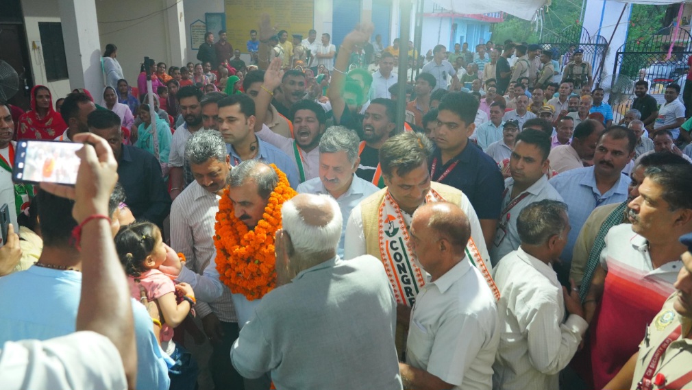 3 sold out MLAs were involved in conspiracy to defeat former CM Dhumal HIMACHAL HEADLINES