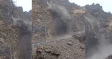 Landslide Blocks National Highway 707 in Shimla After Heavy Rainfall HIMACHAL HEADLINES