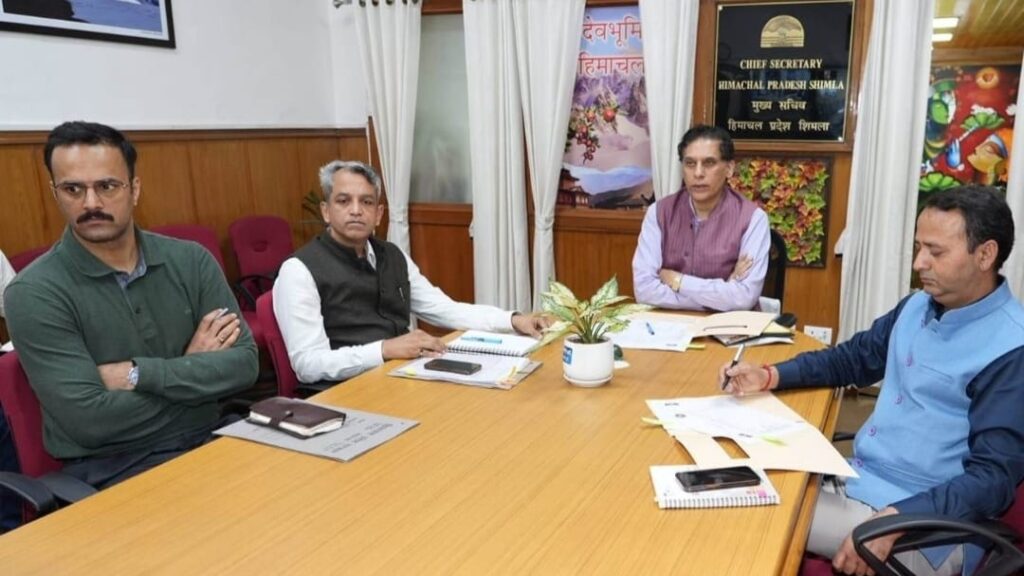 Prabodh Saxena holds meeting with DCs to take stock of the cloudburst regions HIMACHAL HEADLINES