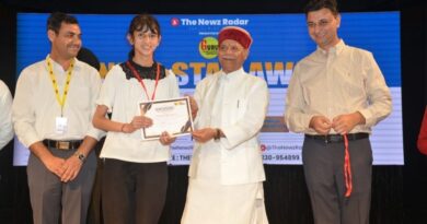 Guv Shukla presents Shining Star Awards to students HIMACHAL HEADLINES