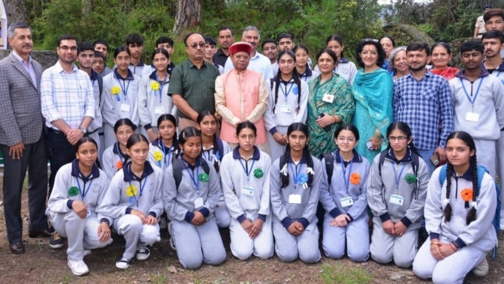 Governor Shukla plants Deodar sapling in Glen HIMACHAL HEADLINES