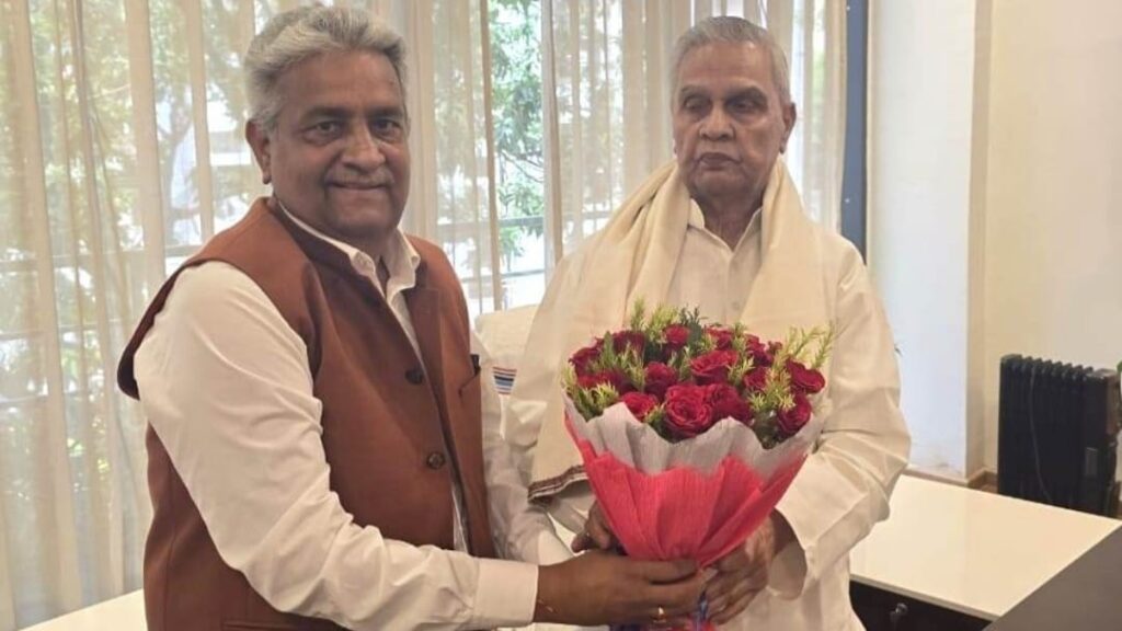 Sh. A.K Singh, Dir.(Fin.& Pers.), SJVN met Hon’ble Minister of Energy, Govt. of Bihar Sh. A.K Singh, Dir.(Fin.& Pers.), SJVN met Hon’ble Minister of Energy, Govt. of Bihar HIMACHAL HEADLINES