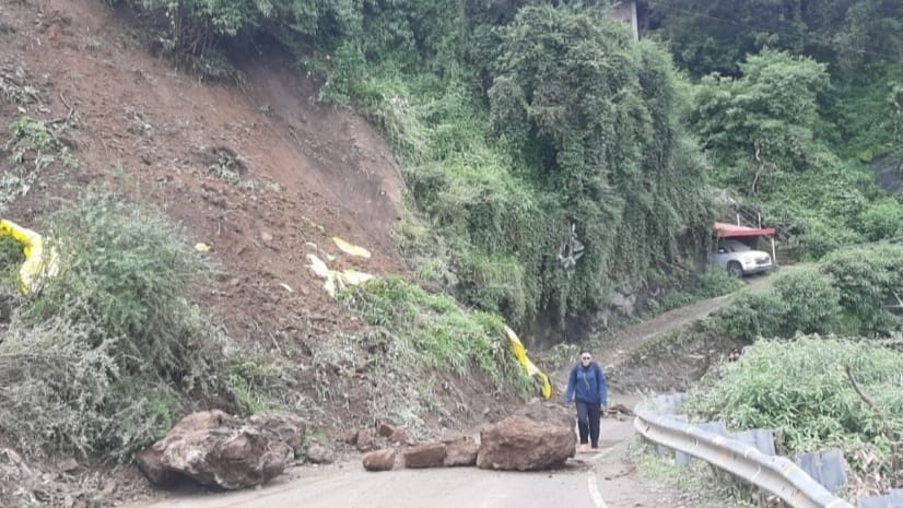 Heavy rainfall wreaks havoc in Himachal, landslide on NH5 halts traffic Heavy rainfall wreaks havoc in Himachal, landslide on NH5 halts traffic HIMACHAL HEADLINES