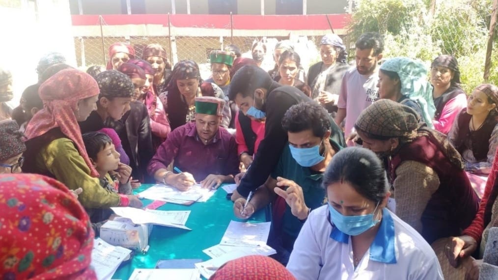 Five hundred people got their health checkup done at Dodra Quar HIMACHAL HEADLINES