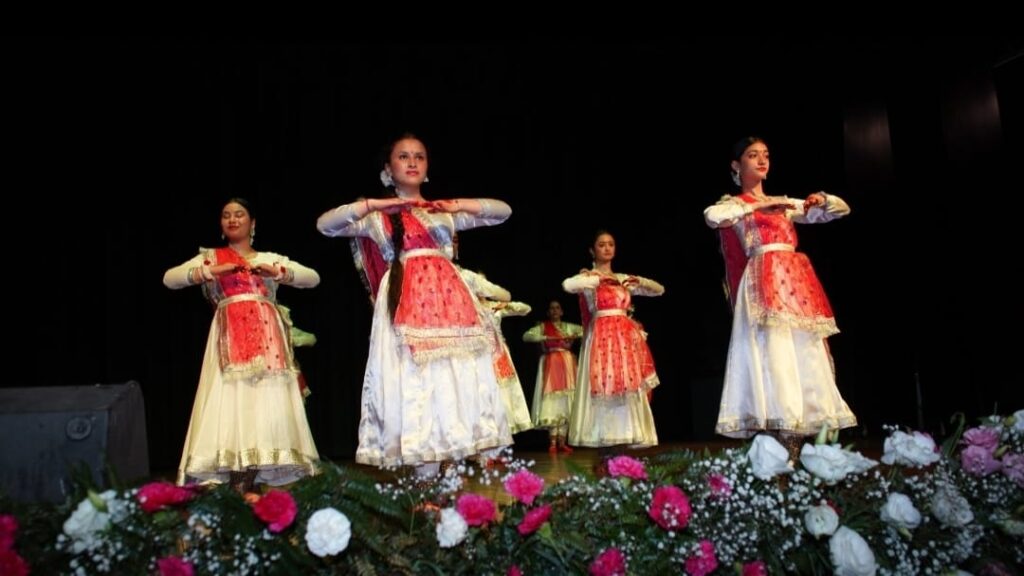 Classical dance festival in Shimla: 'Celestial Rhythms' mesmerized the audience HIMACHAL HEADLINES