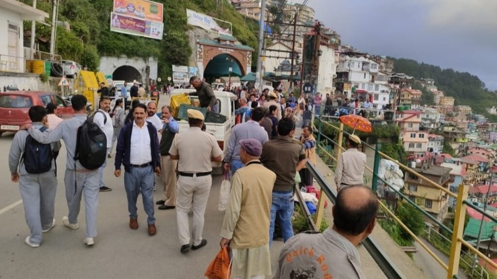 Cabinet to thoroughly assess proposals for Street Vendor's Policy HIMACHAL HEADLINES