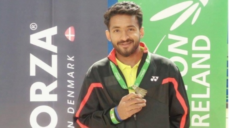 IIT Mandi Alumnus Nitish Kumar Wins Historic Paralympics Gold in Badminton IIT Mandi Alumnus Nitish Kumar Wins Historic Paralympics Gold in Badminton HIMACHAL HEADLINES