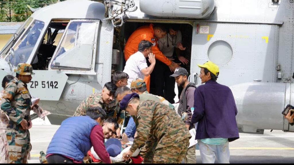 Four persons seriously injured in road accident in Pooh Kinnaur airlifted HIMACHAL HEADLINES