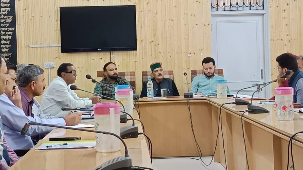 Review meeting related to developmental works organized in Rampur Review meeting related to developmental works organized in Rampur HIMACHAL HEADLINES
