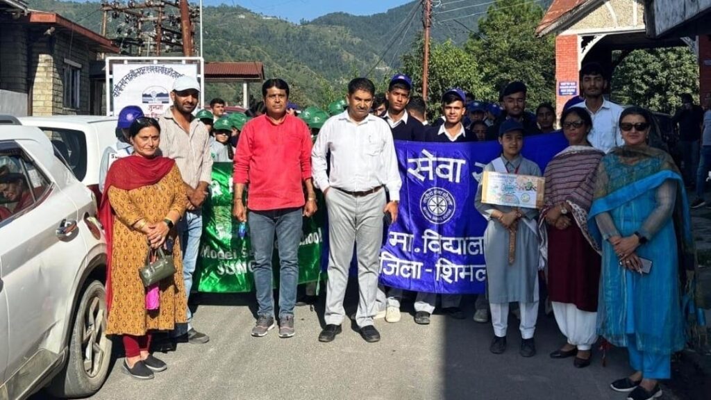 Under the Swachhata Program, a cleanliness drive was carried out in Junga Bazaar Under the Swachhata Program, a cleanliness drive was carried out in Junga Bazaar HIMACHAL HEADLINES