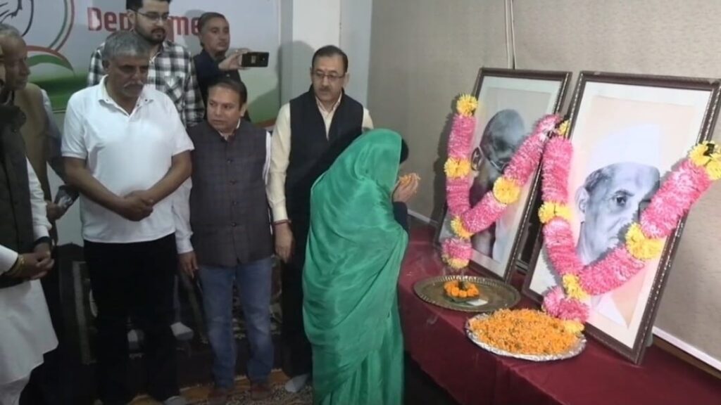 We should follow the path of truth, love and non-violence : Pratibha We should follow the path of truth, love and non-violence : Pratibha HIMACHAL HEADLINES