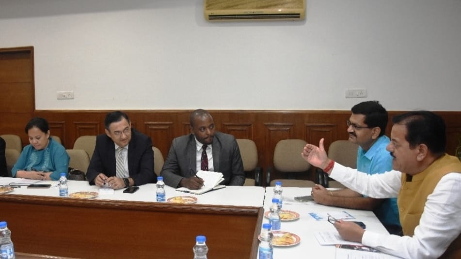 CPS chairs ambassadors meet for International Kullu Dussehra CPS chairs ambassadors meet for International Kullu Dussehra HIMACHAL HEADLINES