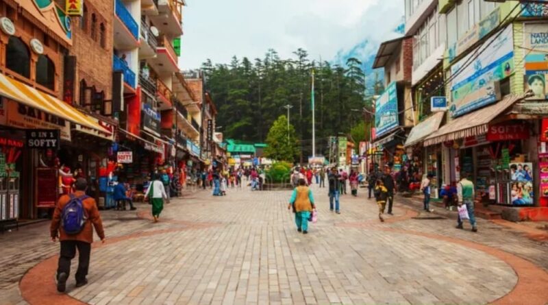 A surge in visitors in Manali revitalizes the local economy HIMACHAL HEADLINES