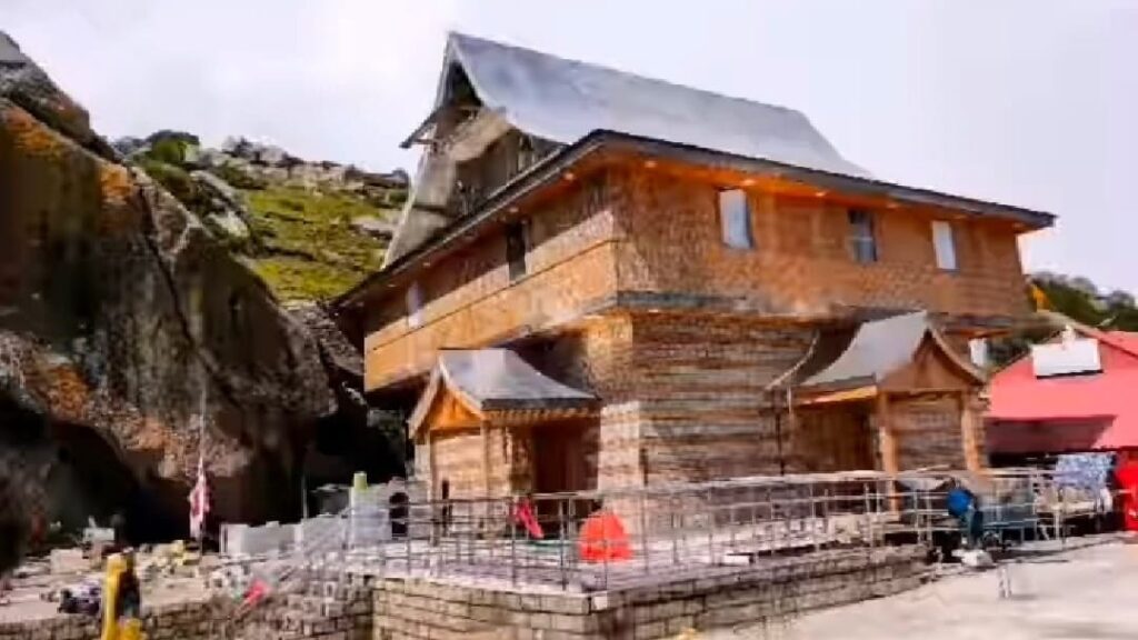 A huge crowd of people will gather at Chudhar for faith and devotion A huge crowd of people will gather at Chudhar for faith and devotion HIMACHAL HEADLINES