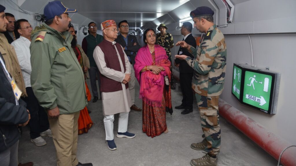 Governor Shukla visits Atal Tunnel, reviews facilities in escape tunnel HIMACHAL HEADLINES