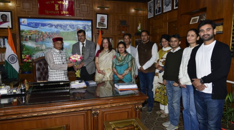Delegation of Geographical Society of Himachal calls on  Governor HIMACHAL HEADLINES