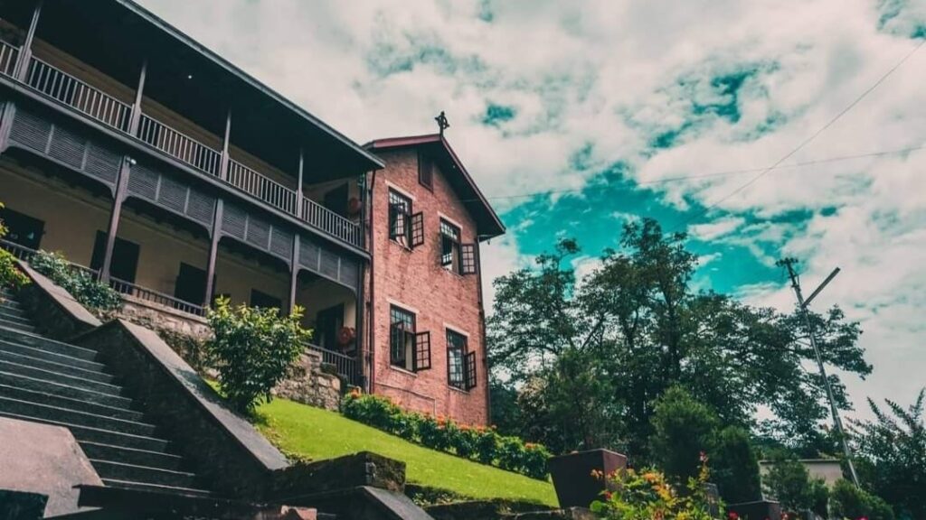 St. Edward’s School, Shimla, to host art exhibition at Gaiety Theatre St. Edward’s School, Shimla, to host art exhibition at Gaiety Theatre HIMACHAL HEADLINES