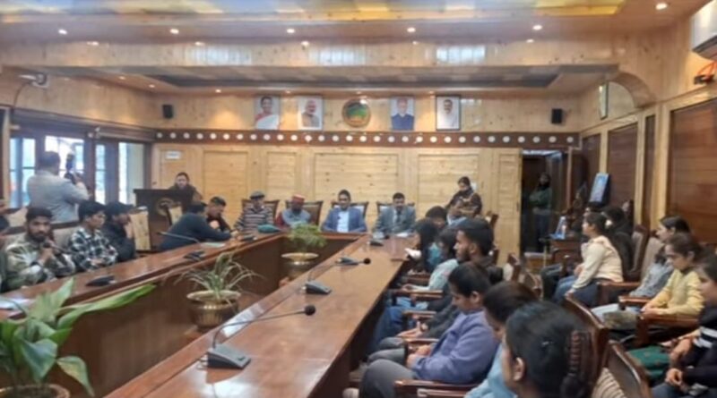 Himachal Pradesh University hosts 3rd Mahima Chatranta memorial lecture on 'Viksit Bharat@2047' Himachal Pradesh University hosts 3rd Mahima Chatranta memorial lecture on 'Viksit Bharat@2047' HIMACHAL HEADLINES