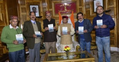 Governor Shukla releases book "Pahad Bolte Hain" Governor Shukla releases book "Pahad Bolte Hain" HIMACHAL HEADLINES