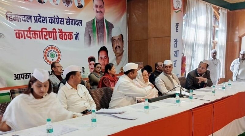 Pratibha asks party workers to come forward unitedly and protect the Constitution of India HIMACHAL HEADLINES