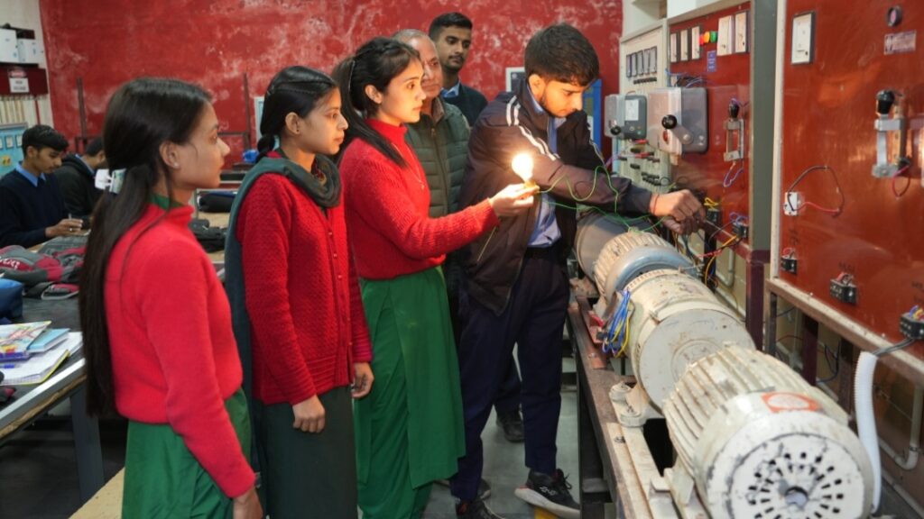 Himachal’s ambitious drive to become India’s skill hub for modern technologies HIMACHAL HEADLINES