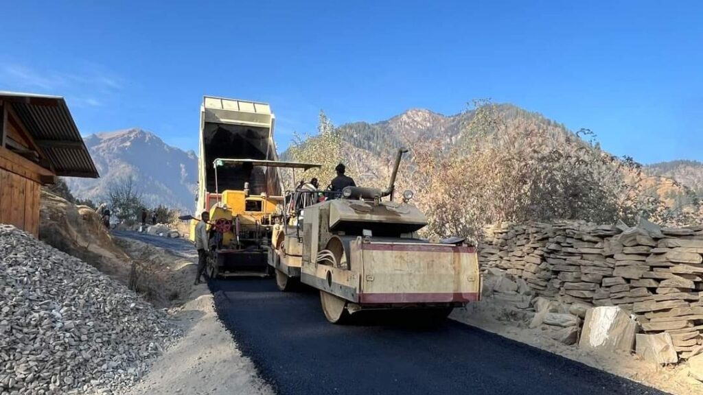 Speed up ongoing construction works : Vikramaditya Singh Speed up ongoing construction works : Vikramaditya Singh HIMACHAL HEADLINES