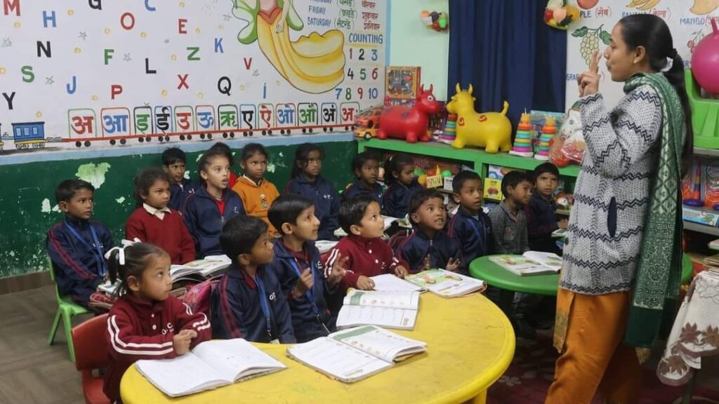 Government Schools in Mandi shine with english medium education: A new era of learning HIMACHAL HEADLINES