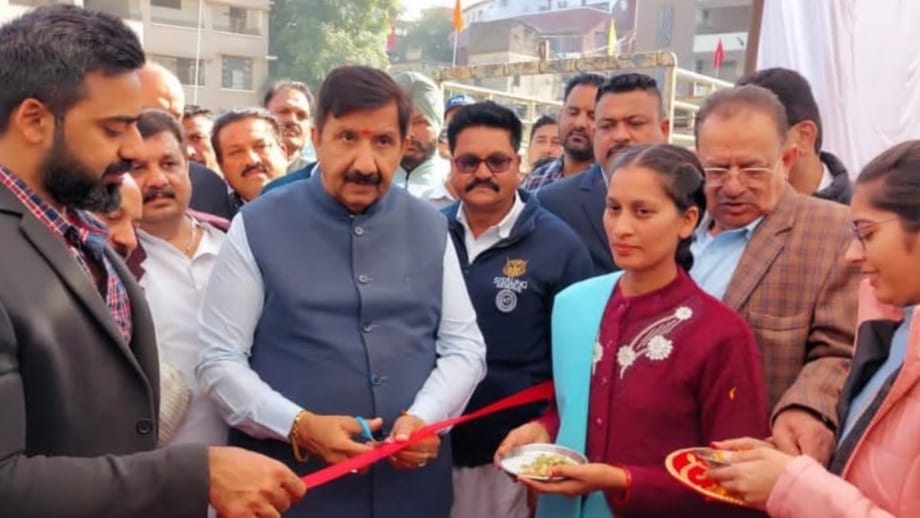 Una hosts 'Eat Right Mela' with Deputy CM Mukesh Agnihotri as Chief guest Una hosts 'Eat Right Mela' with Deputy CM Mukesh Agnihotri as Chief guest HIMACHAL HEADLINES