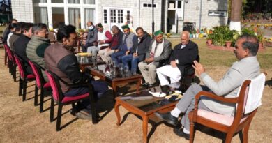 Sukhu held detailed discussion on developmental projects of Kangra with senior congress leaders HIMACHAL HEADLINES