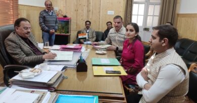 Handicrafts and Handloom Corporation needs to focus on design development to compete: Harshwardhan Handicrafts and Handloom Corporation needs to focus on design development to compete: Harshwardhan HIMACHAL HEADLINES