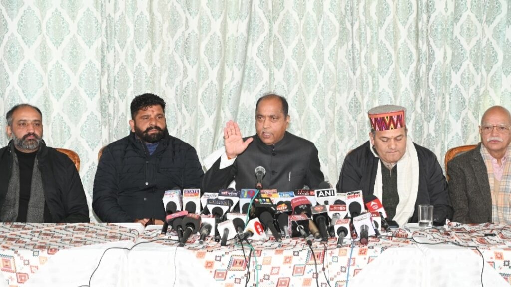 Rajiv Shukla should apologize for his comment, Mukesh should resign: Jairam Thakur Rajiv Shukla should apologize for his comment, Mukesh should resign: Jairam Thakur HIMACHAL HEADLINES