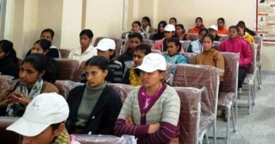 Drunk driving or listening to mobile is a legal offense HIMACHAL HEADLINES