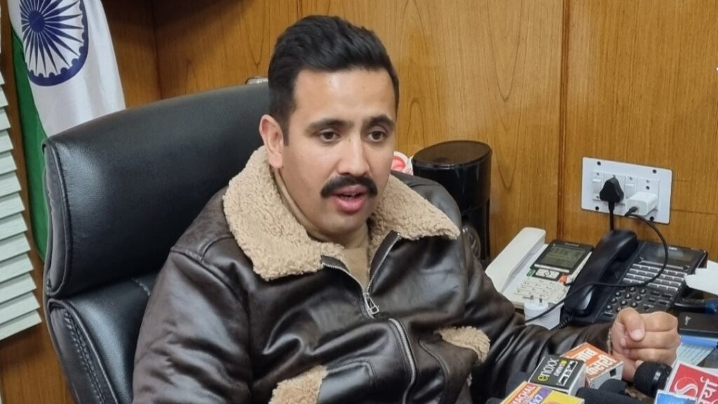 Metalling of old roads permitted under PMGSY-IV: Vikramaditya Singh HIMACHAL HEADLINES