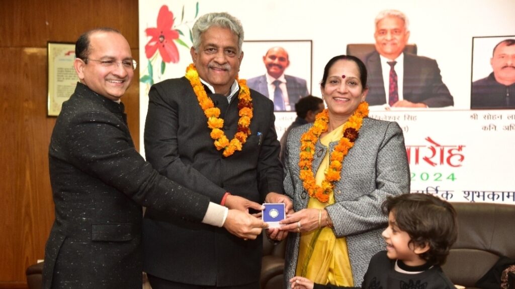 SJVN Bids farewell to Sh. Akhileshwar Singh, Director (Finance) SJVN Bids farewell to Sh. Akhileshwar Singh, Director (Finance) HIMACHAL HEADLINES