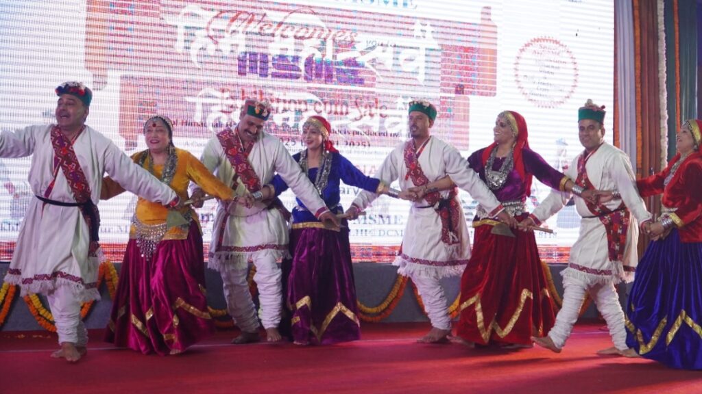 Sirmauri folk dances showcased in Him Mahotsav Delhi Sirmauri folk dances showcased in Him Mahotsav Delhi HIMACHAL HEADLINES