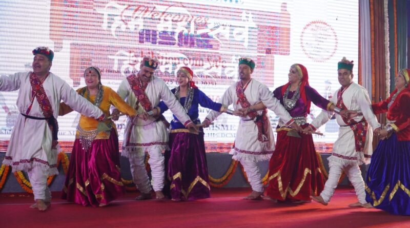 Sirmauri folk dances showcased in Him Mahotsav Delhi HIMACHAL HEADLINES