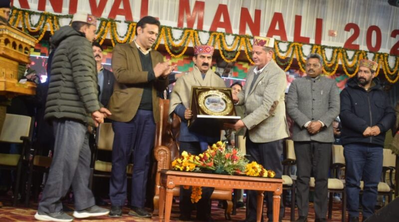 Sukhu inaugurates cultural evening of  Winter Carnival Manali, highlights role in preserving rich culture of State HIMACHAL HEADLINES