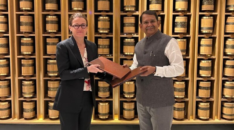 IIM Sirmaur signs an MoU with emlyon business school, Lyon, France HIMACHAL HEADLINES