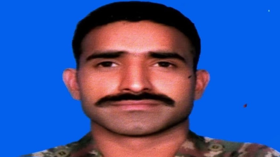 Una’s Hero: Dilawar Khan Honored with Kirti Chakra for Supreme Sacrifice Una’s Hero: Dilawar Khan Honored with Kirti Chakra for Supreme Sacrifice HIMACHAL HEADLINES