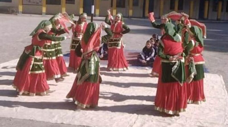 Republic Day was celebrated with great pomp in Dadgi School HIMACHAL HEADLINES