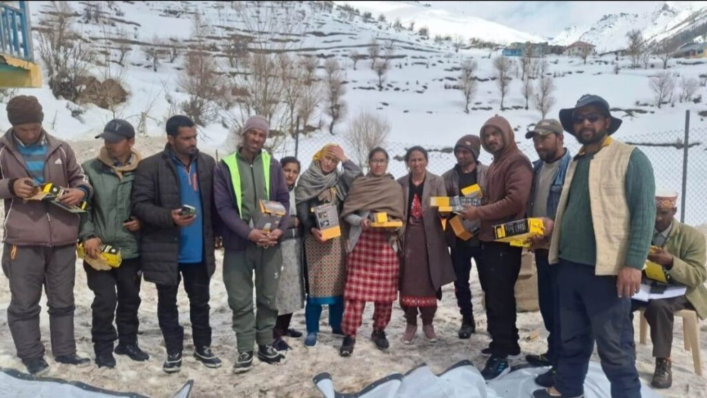 Essential supplies air-dropped in avalanche-hit village Kumar in Pangi valley HIMACHAL HEADLINES