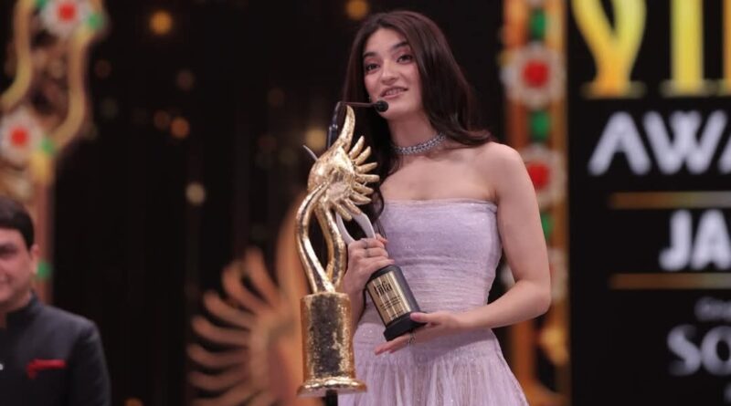 Himachal's Pratibha Ranta Shines at IIFA Awards, Wins Best Debut (Female) for 'Lapata Ladies' Himachal's Pratibha Ranta Shines at IIFA Awards, Wins Best Debut (Female) for 'Lapata Ladies' HIMACHAL HEADLINES