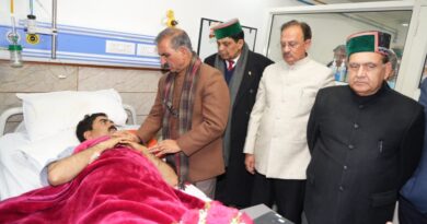 CM Sukhu enquires well being of former legislator Bamber Thakur CM Sukhu enquires well being of former legislator Bamber Thakur HIMACHAL HEADLINES